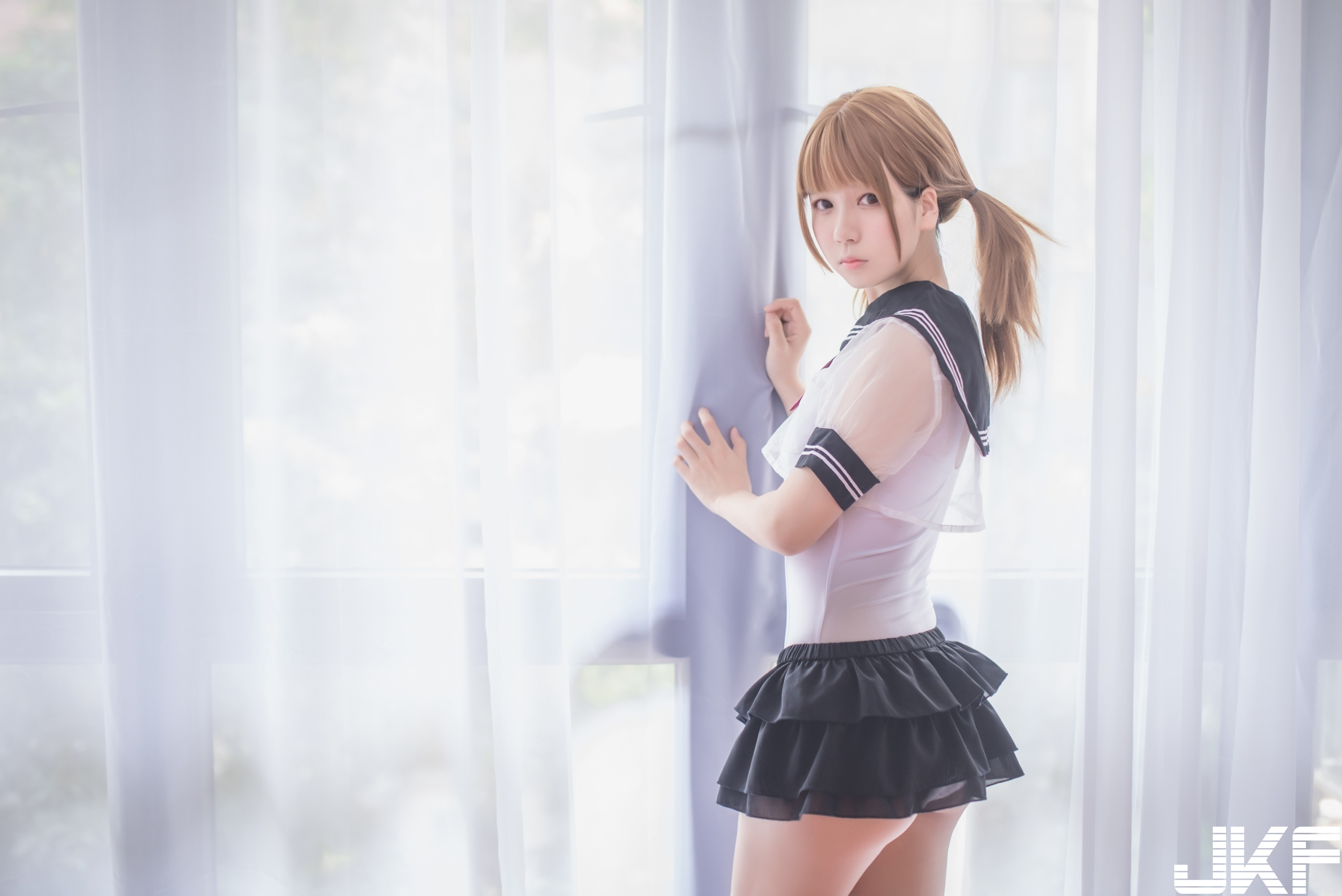 【网路收集系列】福利姬-白金Saki写真 学生服VIP 福利帖【17P】