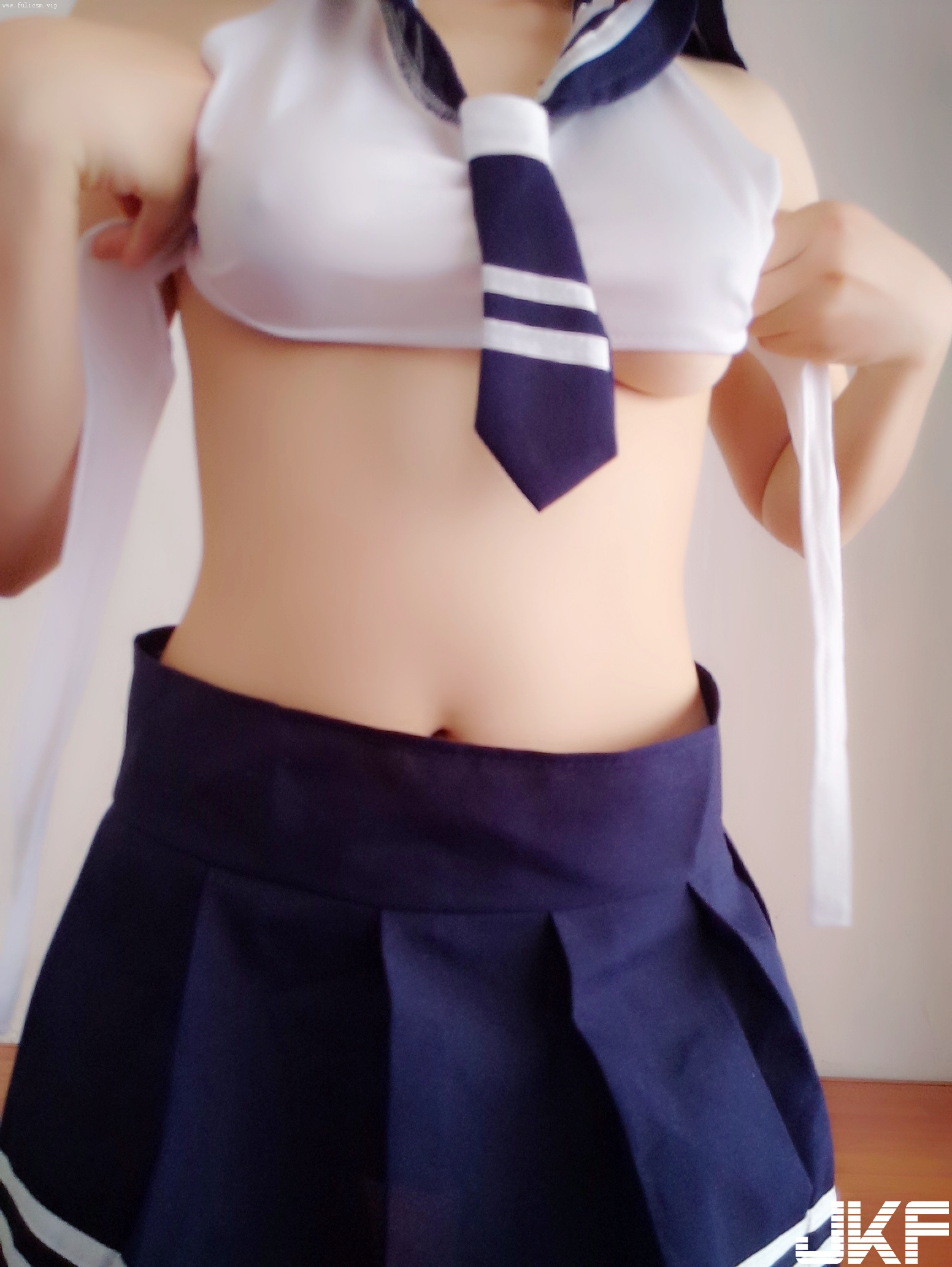 【网路收集系列】福利姬奶酱大魔王 学生水手服【50P】