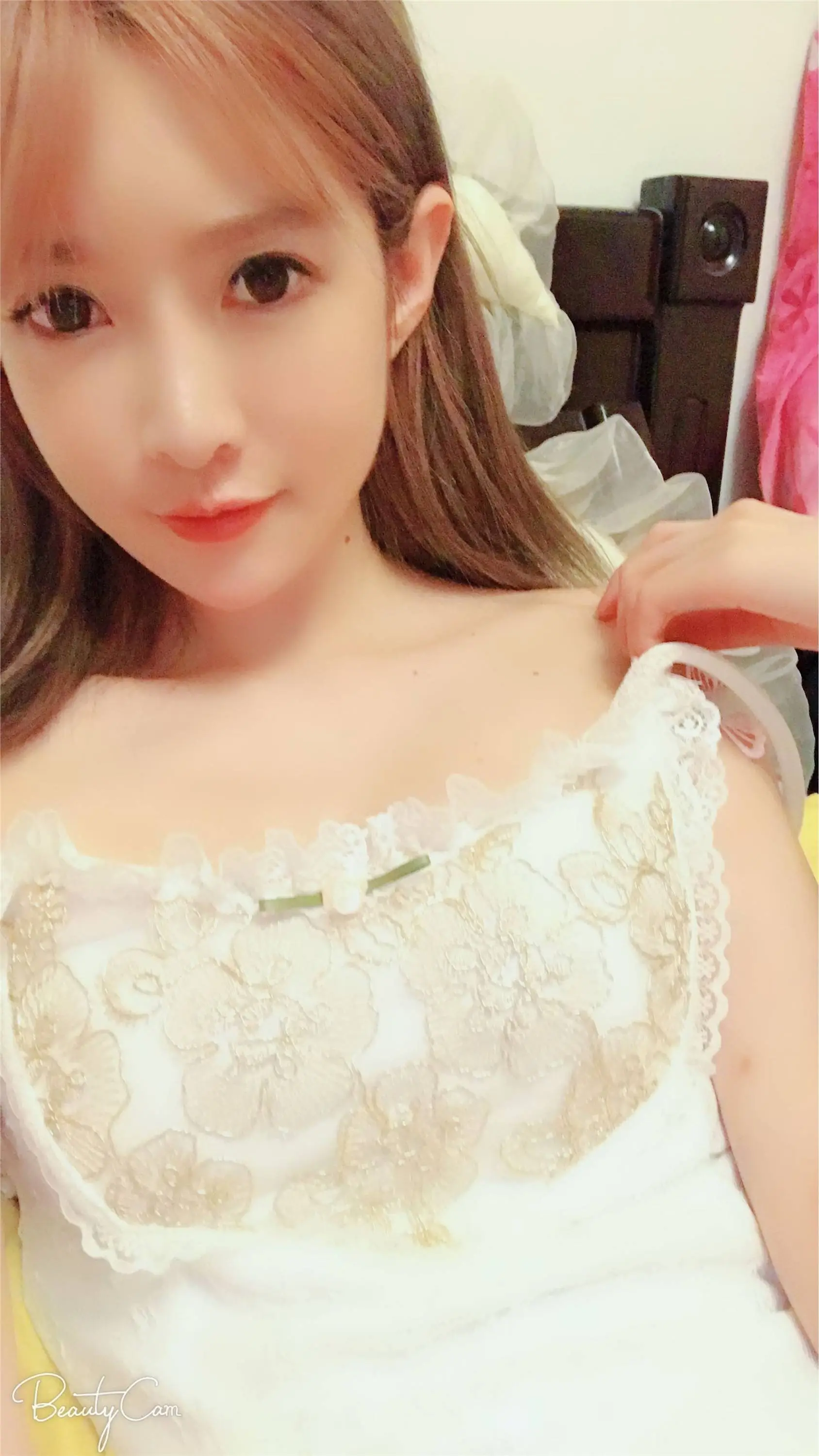 【网路收集系列】福利姬 王羽杉Barbieshy《 推特合集 》VIP福利帖【32P】
